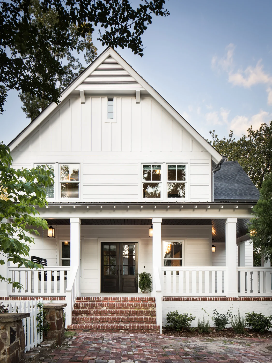 White painted cottage style home in Charlotte